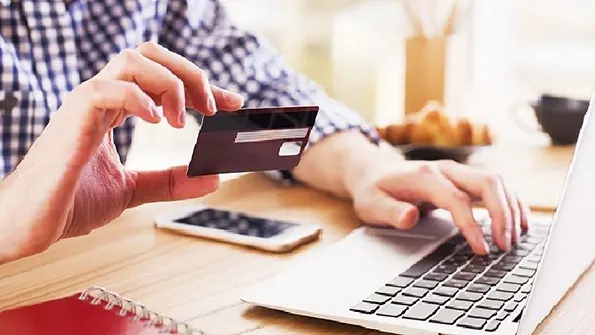Взять кредит в интернете i как отказаться от страховки кредита в сбере